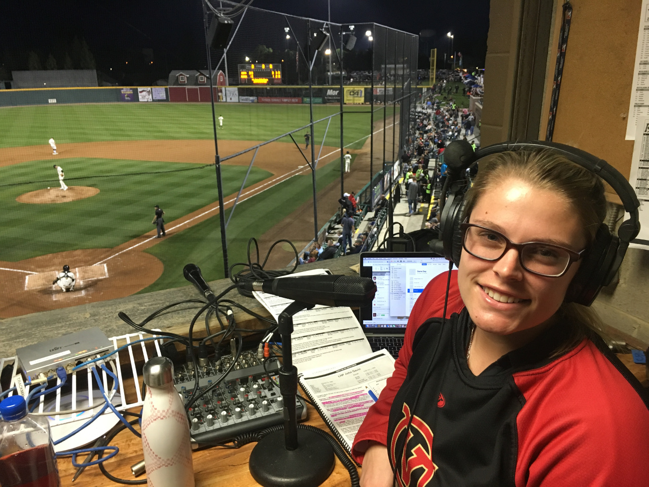 Criticized for Being a 'Woman Announcer,' Jessica Mendoza Shines