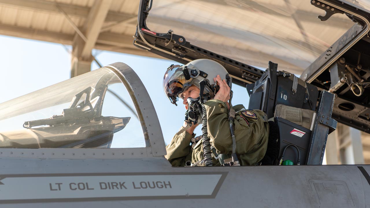 f15 cockpit