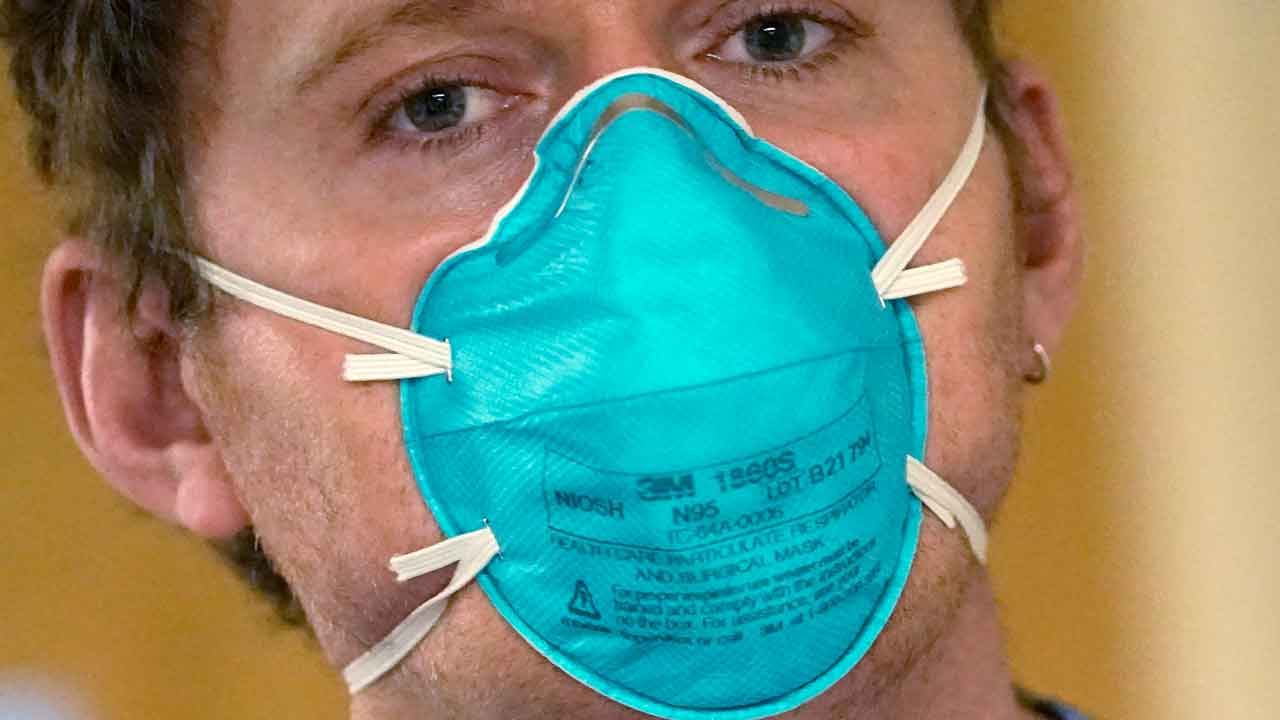 How to get free N95 masks, which are arriving at groceries and pharmacies :  NPR