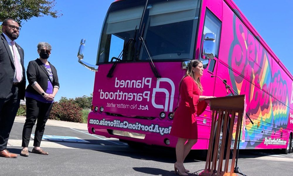 Planned Parenthood ‘Pink’ Bus Tour Brings ProChoice Message to Fresno