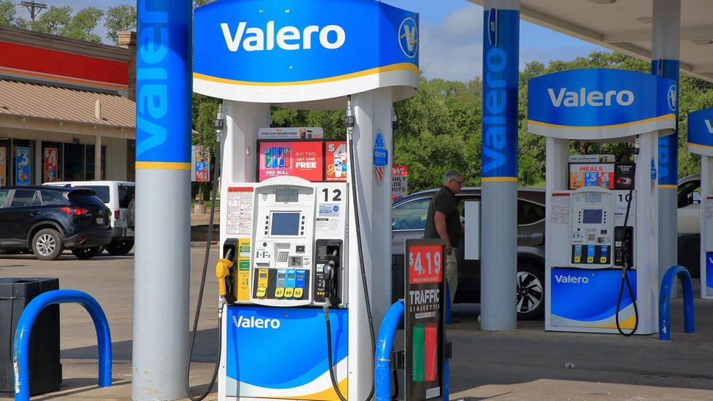 Here’s Where You Can Buy Gas for 3.49 a Gallon in Fresno GV Wire