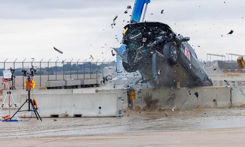 Preliminary Test Crashes Indicate Nation's Guardrail System Can't Handle Heavy EVs - GV Wire - Vimarsana News