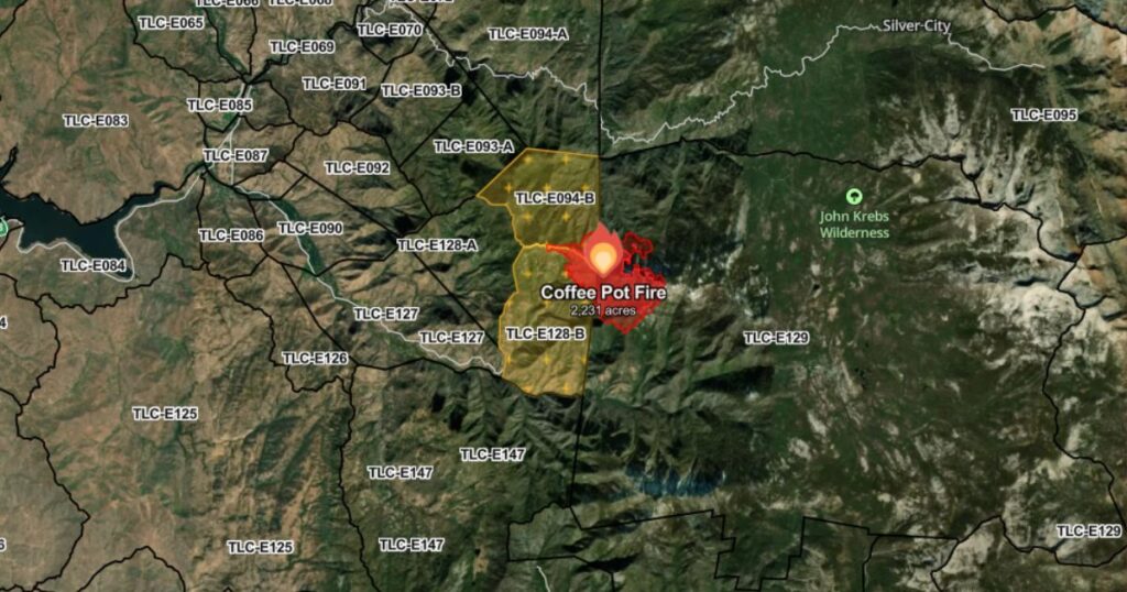 Firefighter Injured as Coffee Pot Fire Scorches 2,231 Acres With 0